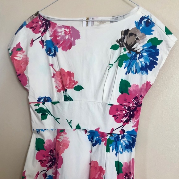 Kate Spade Floral Dress with Pockets (size 8) - Picture 2 of 8